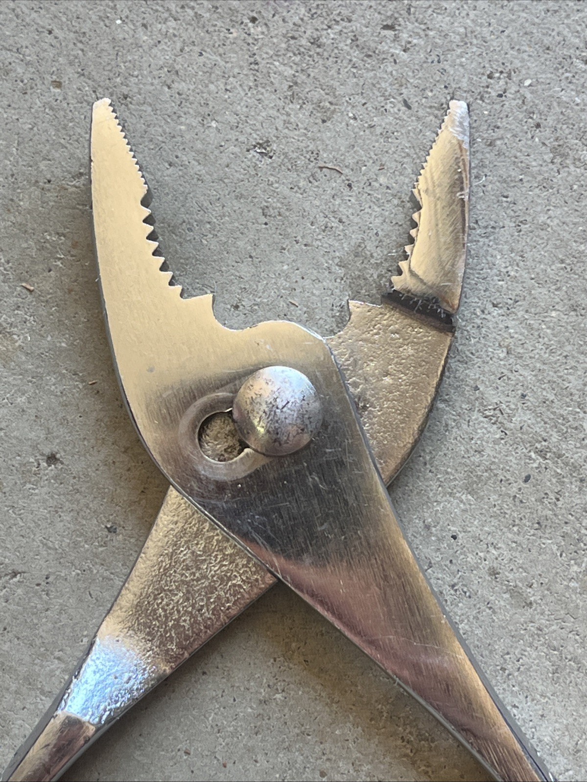 🔥 SNAP-ON 47 – 7-1/2″ CHROME VACUUM GRIP SLIP JOINT PLIERS Snap On