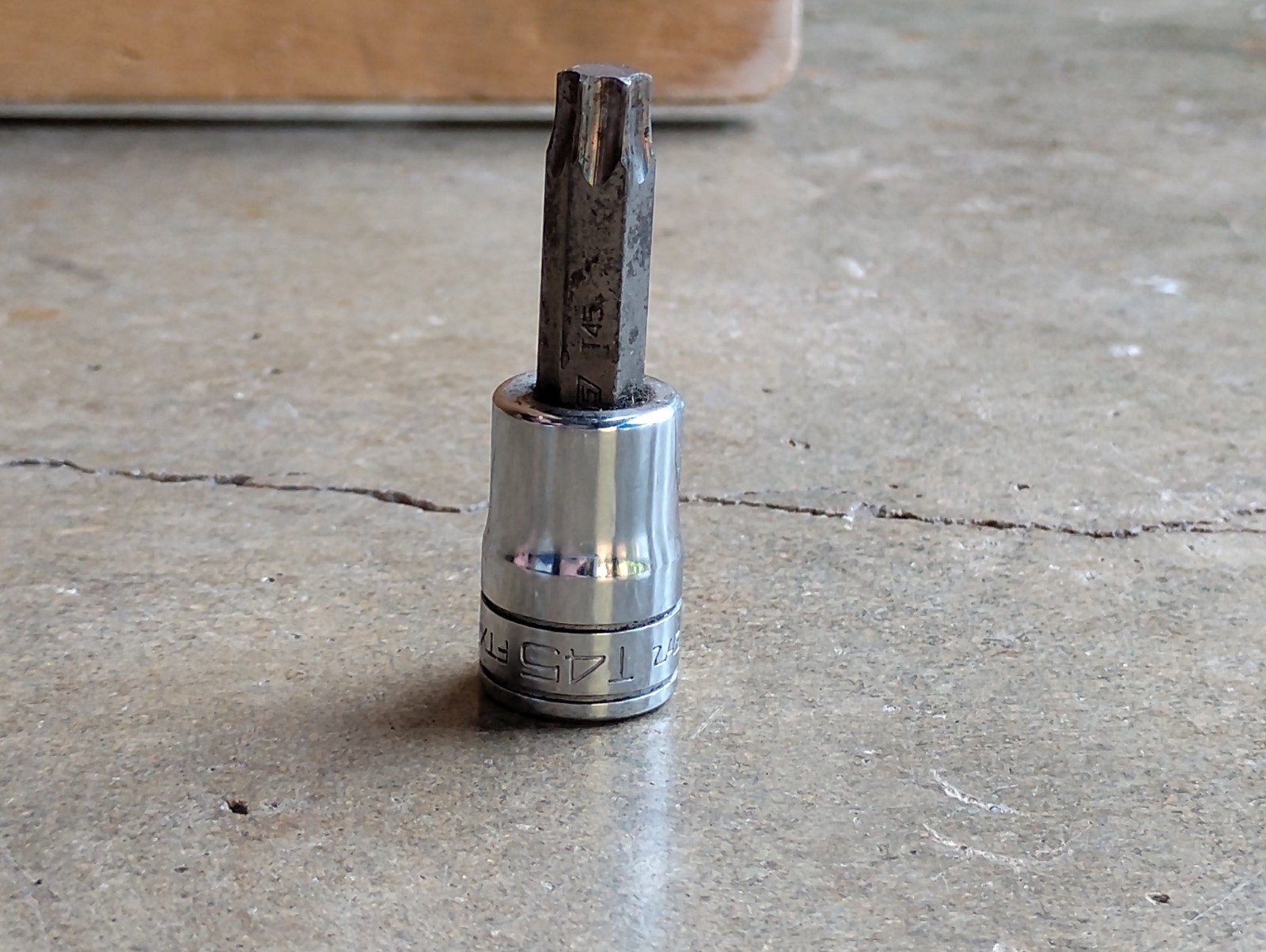 Snap-on Tool 3/8″ Drive Torx Chrome Bit Socket Metric T45 FTX45E USA