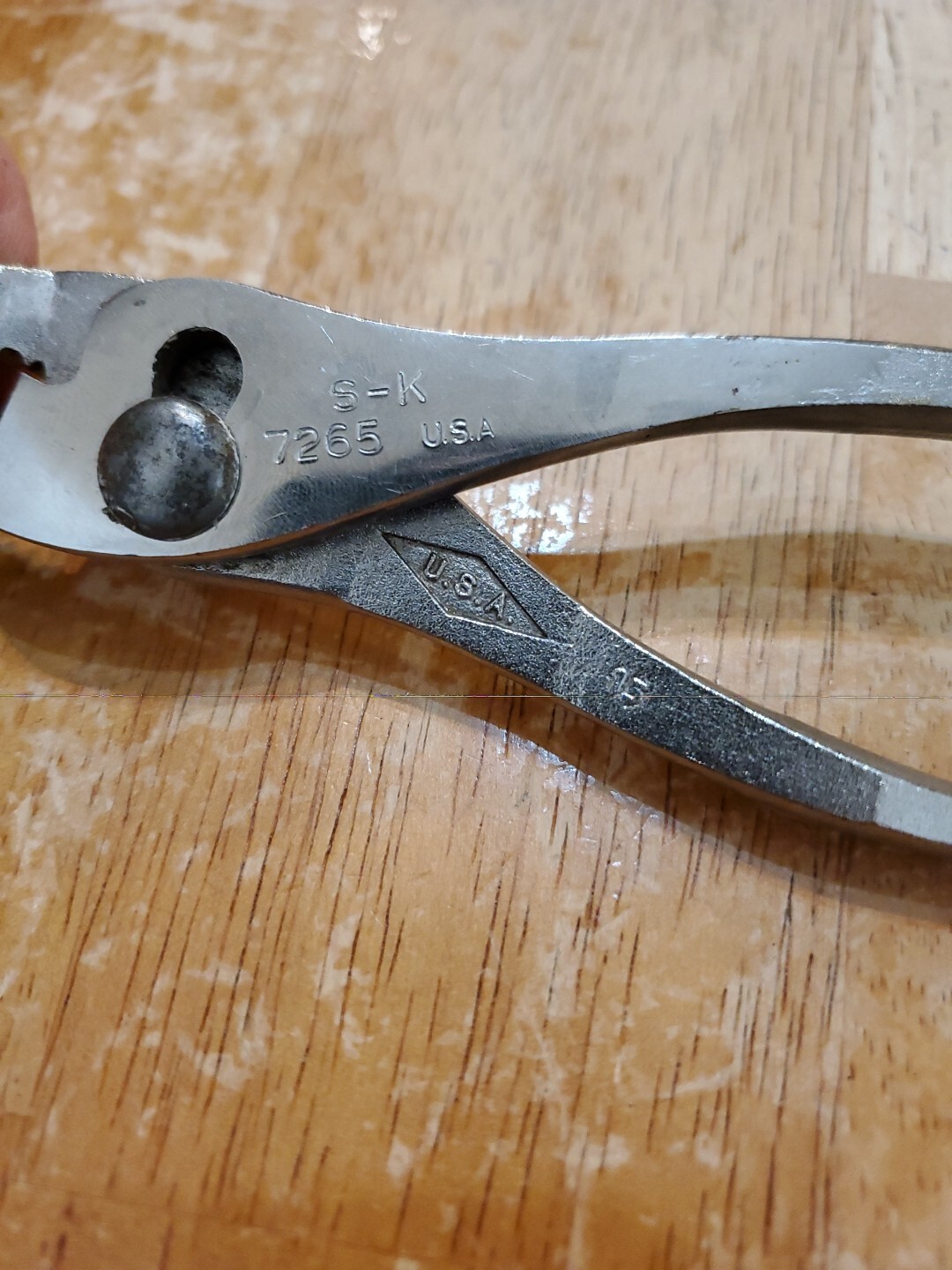 S-K Tools 6.5″ Thin Nose Slip Joint Pliers 7265