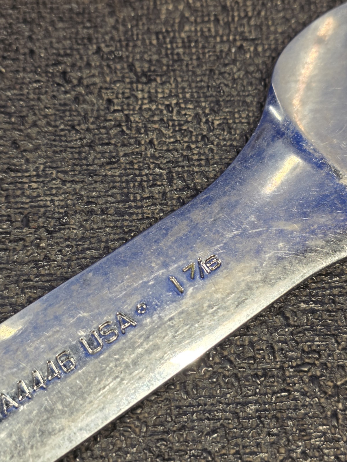 Snap-on LTA4446 1-3/8″ x 1-7/16″ 15° Offset Thin Low Torque Open-End Wrench