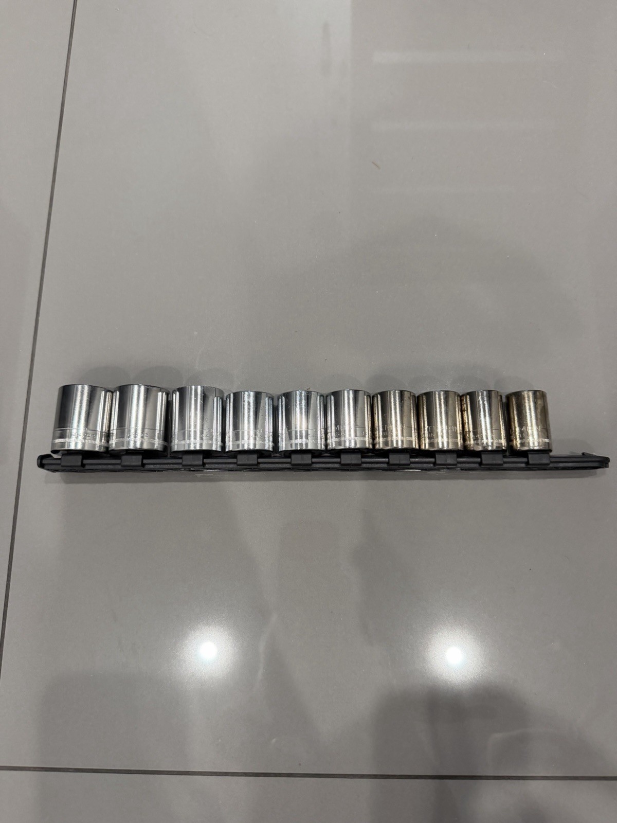 10pc CRAFTSMAN 1/2″ DRIVE » VINTAGE» 12PT SOCKET SET W/ HOLDER SAE USA 18-27mm