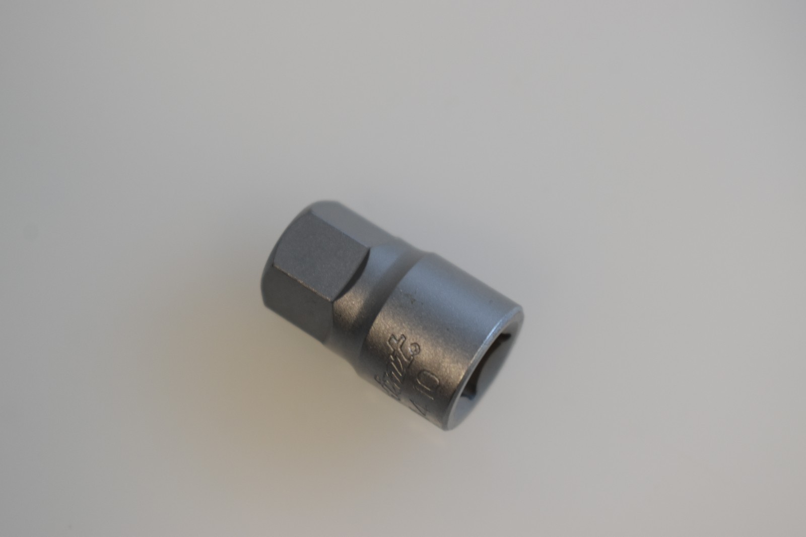 Blue Point BLPTHSM1410 10mm Stubby Tamper Resistant Hex Bit Socket 1/4″ Drive