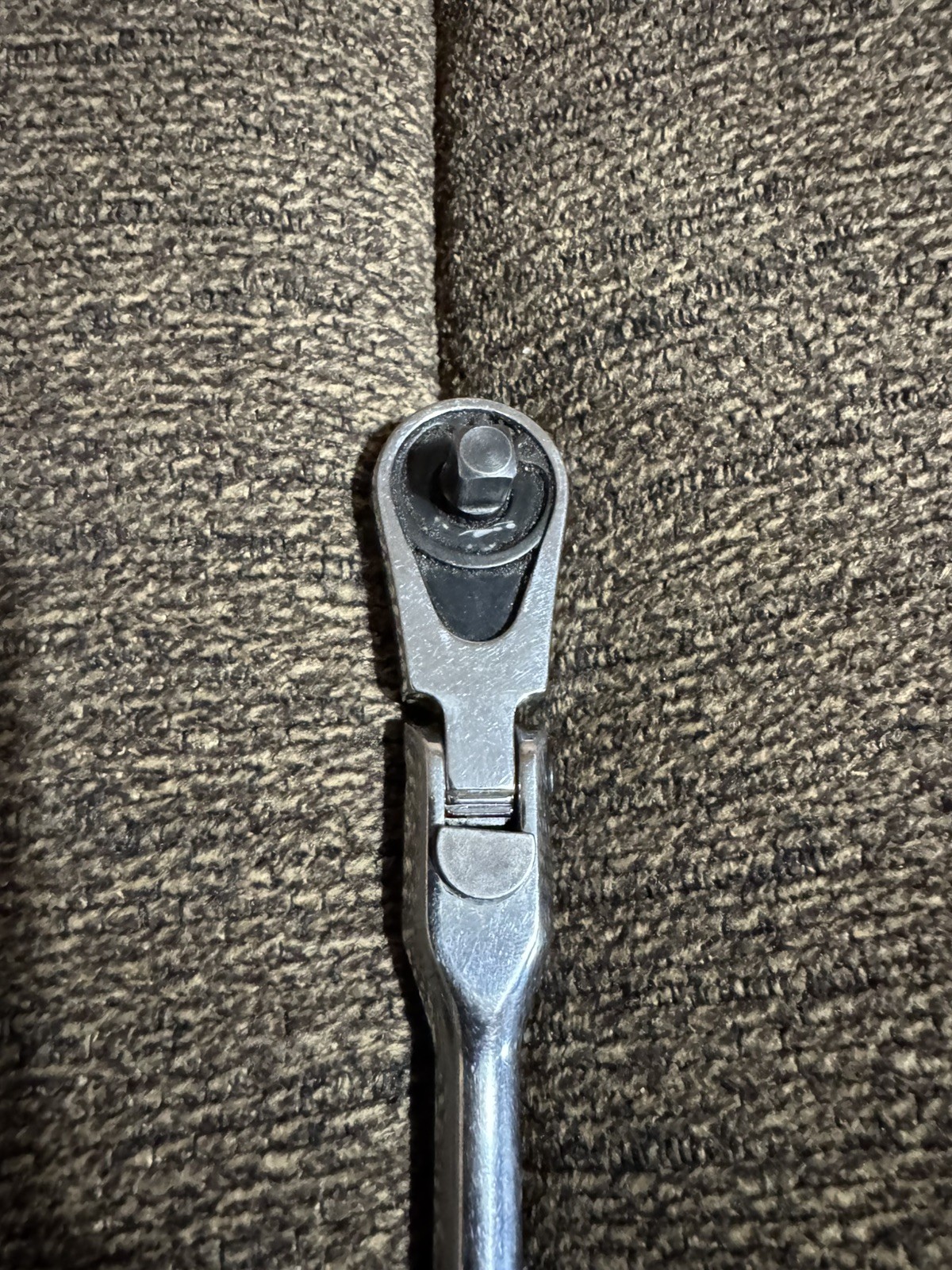 Matco Tools USA AFR128LFM 1/4″ Drive 13-3/4″ Long Locking Flex Head Ratchet