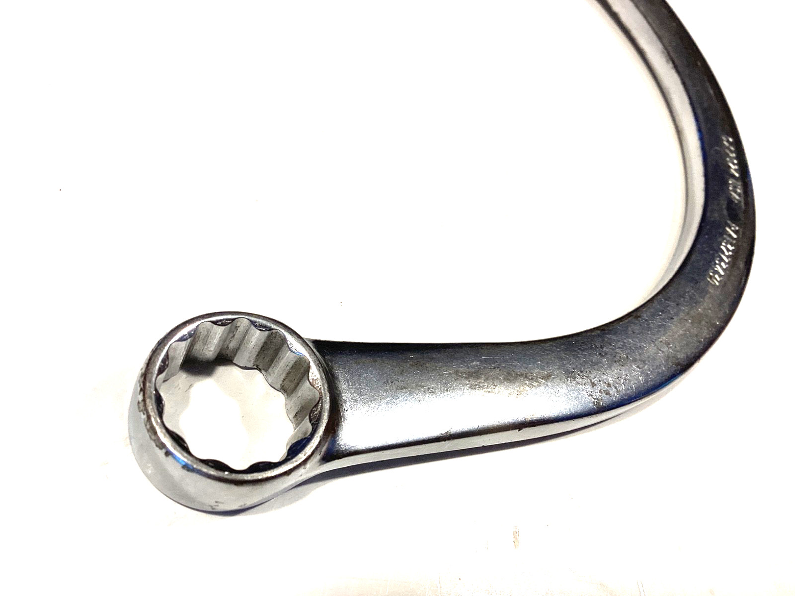 Snap On Tools USA 5/8” x 3/4” 12 Point SAE Half Moon Chrome Box Wrench CX2024