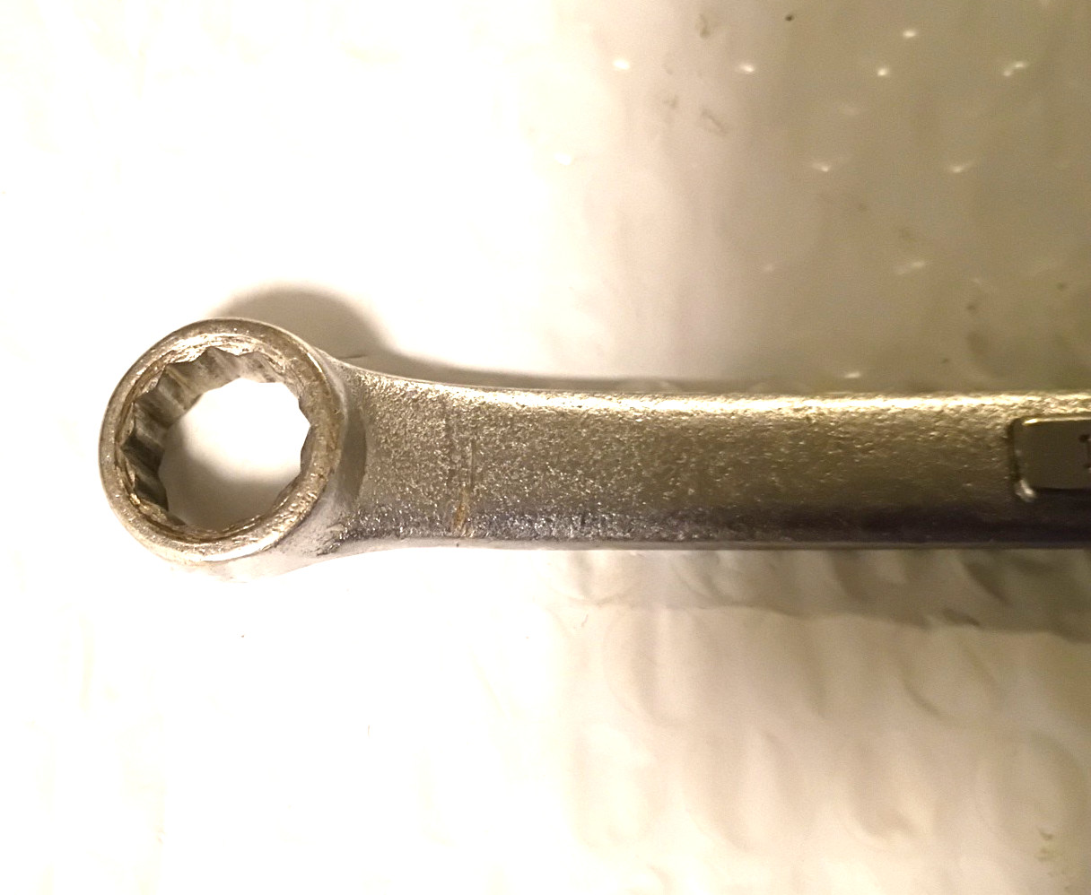 CRAFTSMAN TOOLS USA V, 13MM. x 15MM. DBL. BOX WRENCH, 9.5″ LONG, 12 POINT.