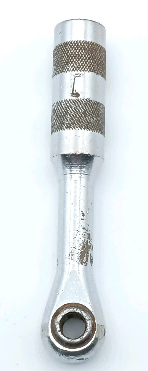 Short Roller Ratchet Wrench Screwdriver Tool Bit Driver