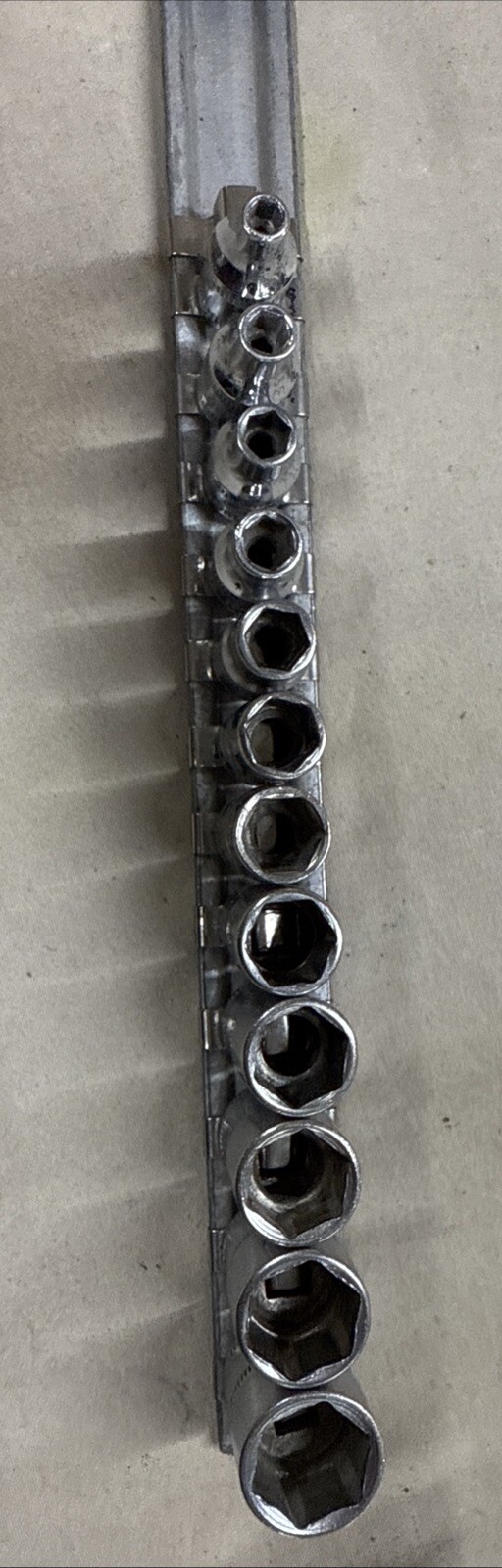 SNAP ON 12 PC 112TMMY 1/4″ SHALLOW METRIC 6 PT SOCKET SET 4MM – 14MM