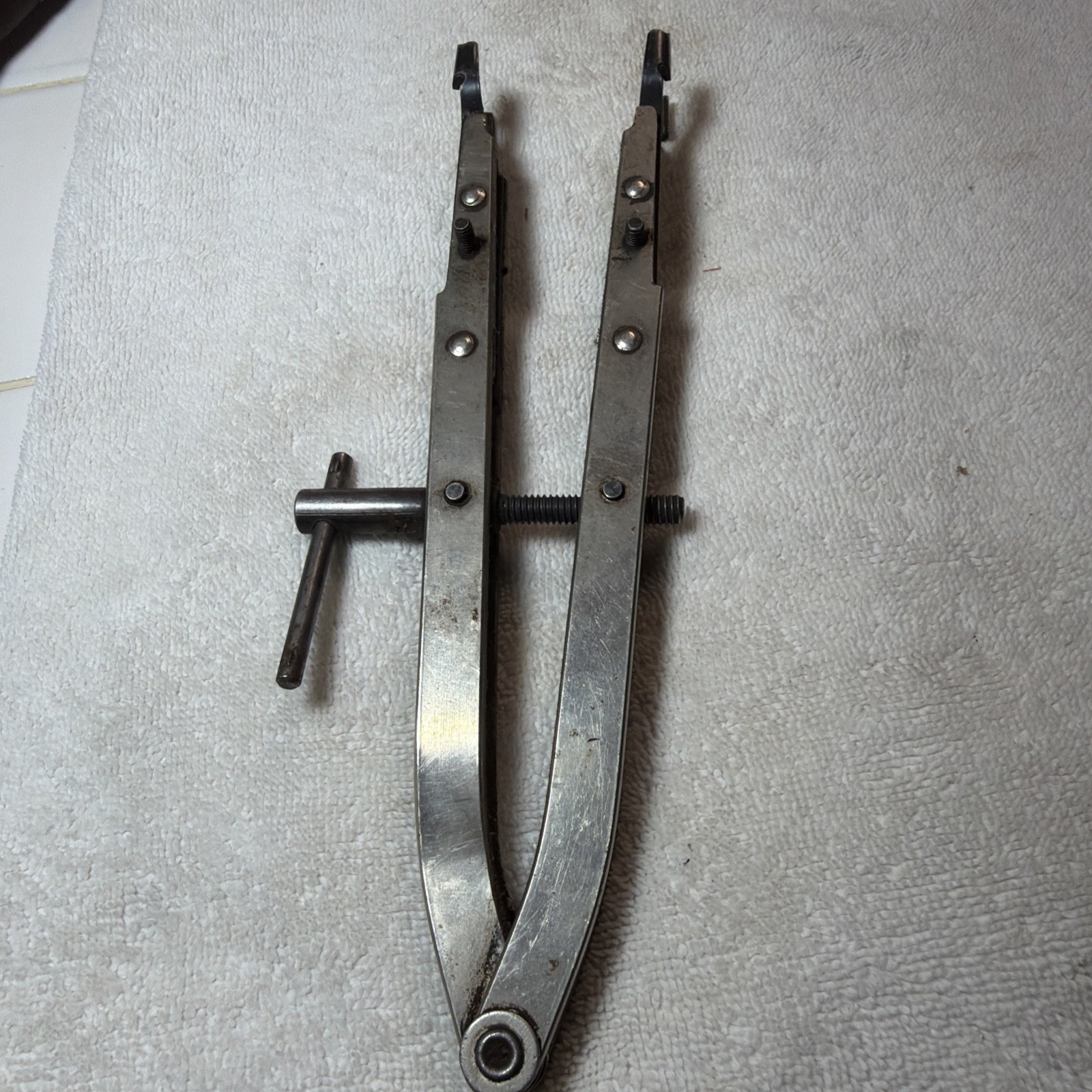 Vintage New Britain VL-155 «Style» Valve Spring Compressor Used.