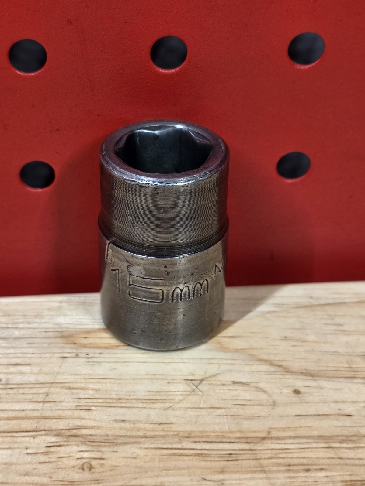 Matco Tools CP15M6 15mm Metric 1/2″ Drive Shallow 6-Point Impact Socket