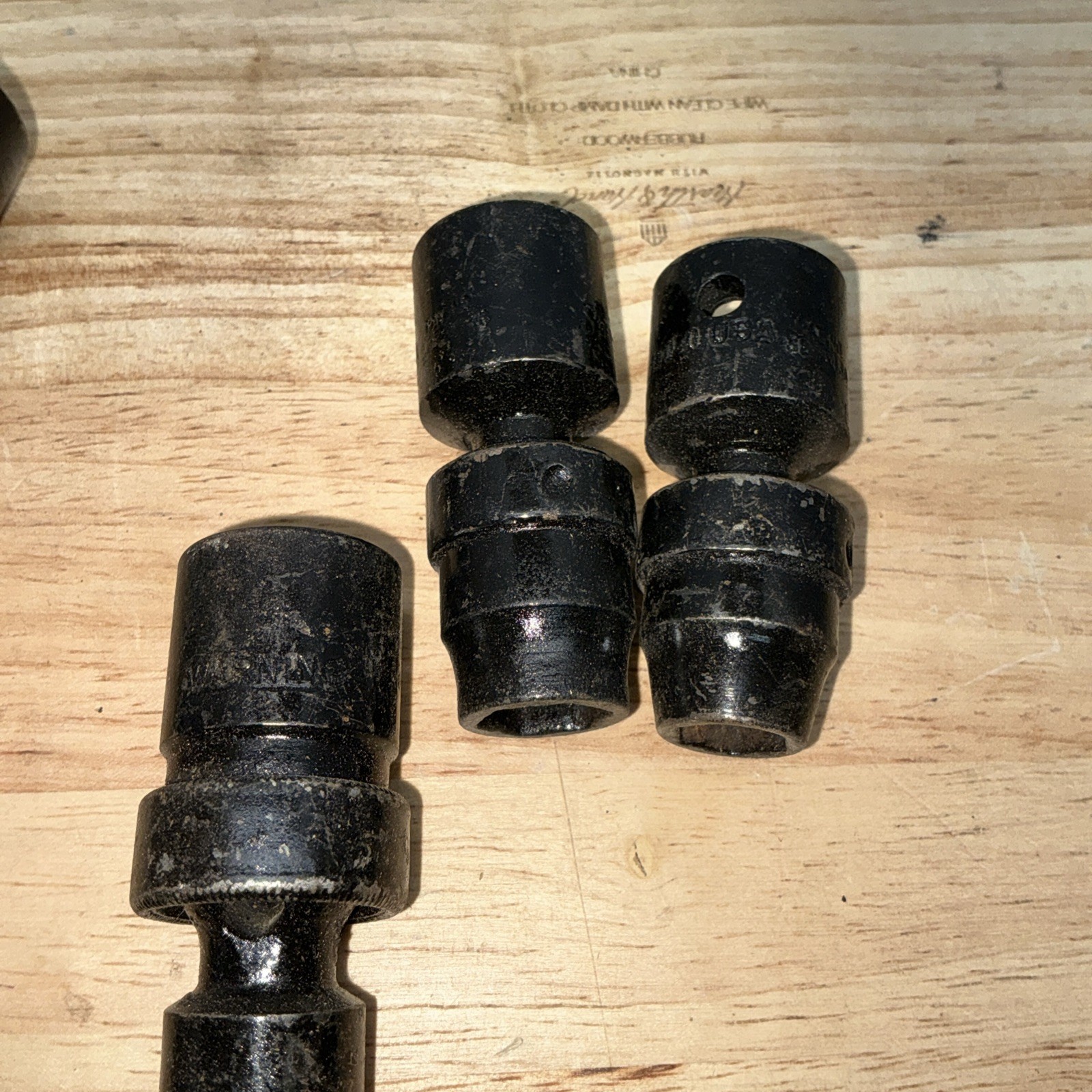Snap-on tools USA 1/2″ dr 4- Piece Set SAE 6 Point Impact Swivel Sockets (B)