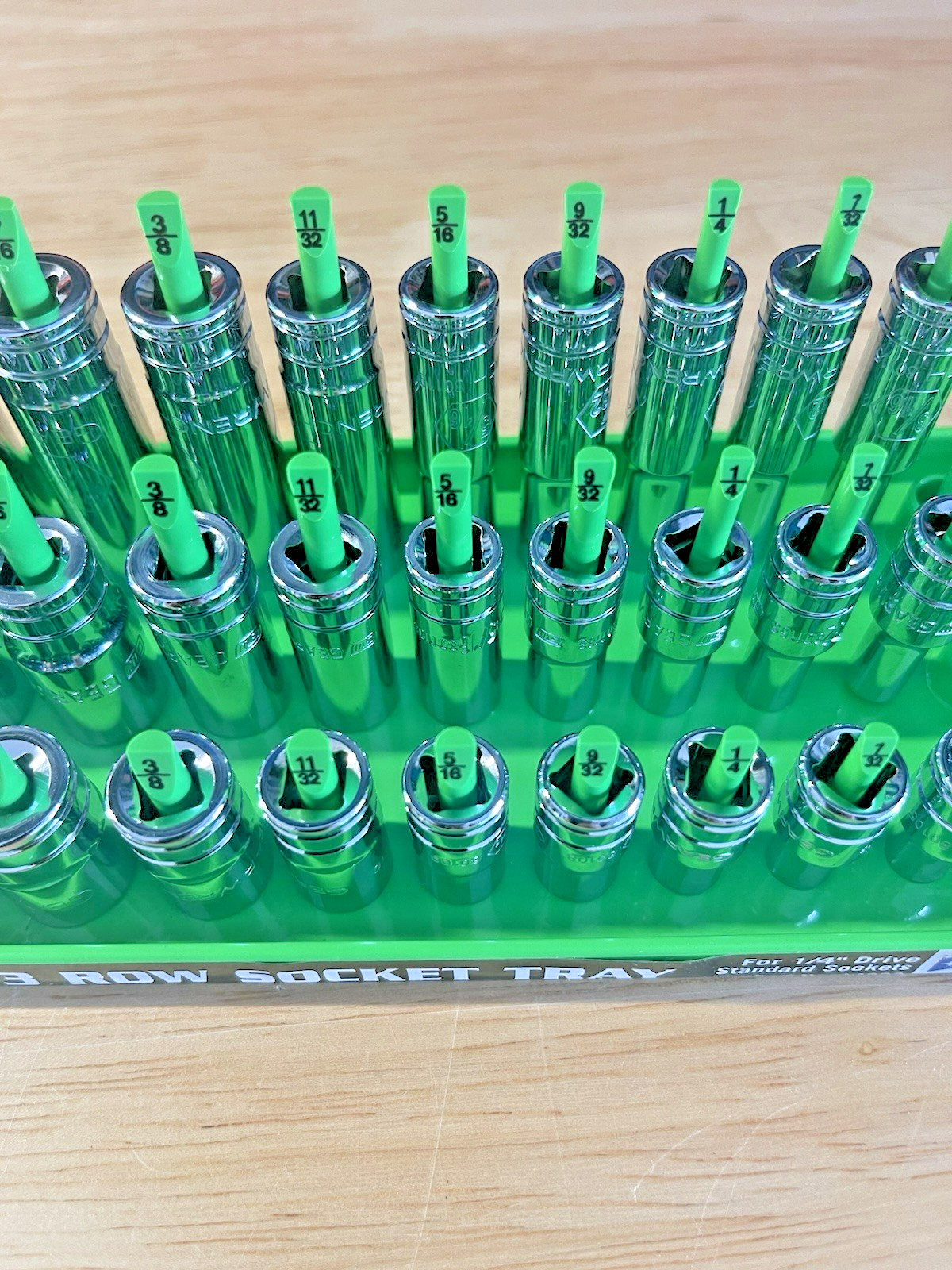GearWrench 1/4” Metric & SAE Shallow Mid Deep 6 pt Sockets w/ Hansen Trays