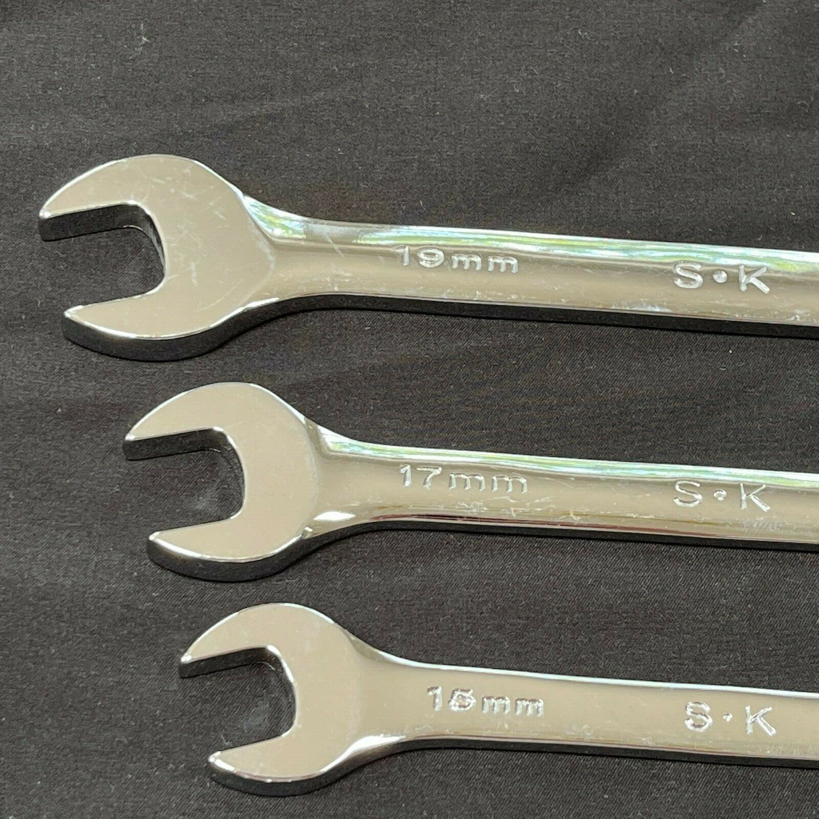 SK Hand Tool 8pc 12 Point Metric Combination Wrench Set 7mm – 19mm New Old Stock