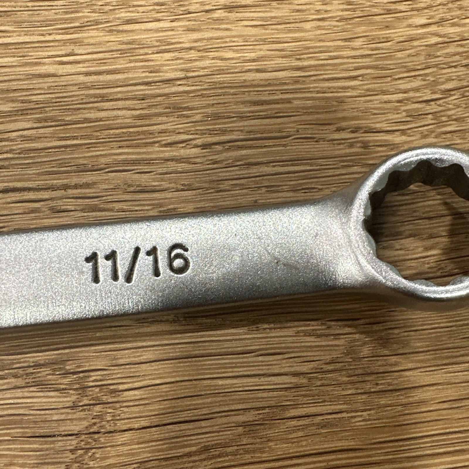 Bluepoint 11/16 12 Point Combination Box End Wrench BLPCW1116