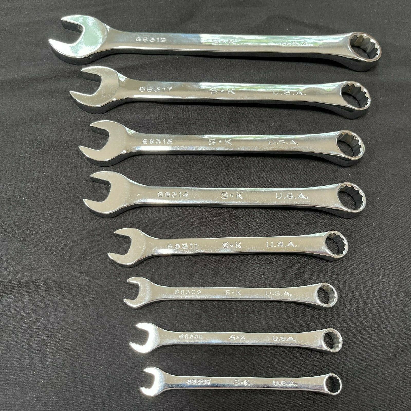 SK Hand Tool 8pc 12 Point Metric Combination Wrench Set 7mm – 19mm New Old Stock