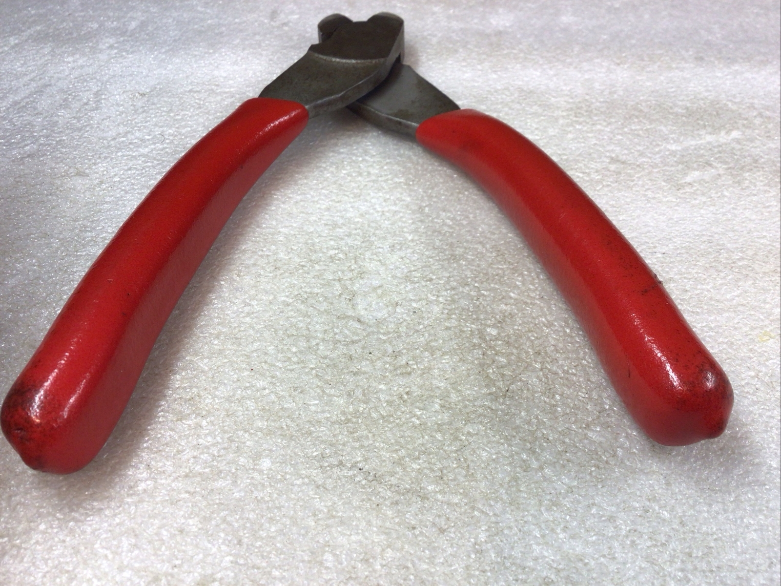 Snap On#87CF – 7-1/2″ Long, Red Soft Grip, Power Edge-Diagonal Cutters-USA-NICE