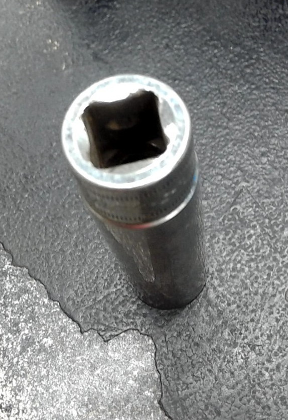 Snap-on TSM17 1/2″ Drive 6-Point Metric 17 mm Flank Drive® Deep Socket