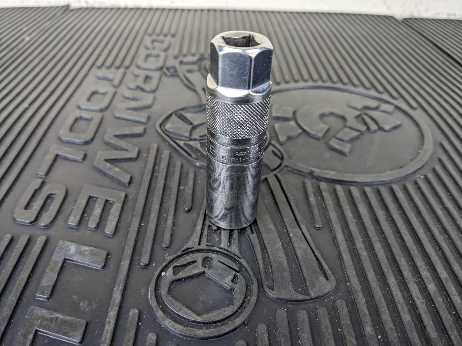 #bh110 Snap On Tools 3/8″ Drive 5/8″ Retention Spark Plug Socket S9706KR