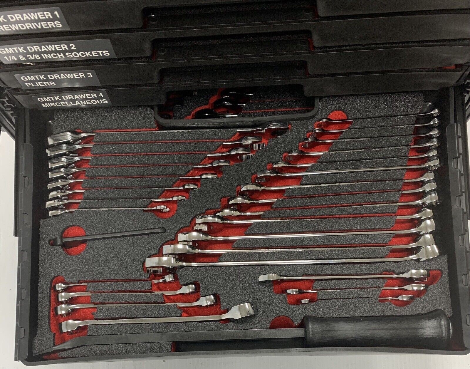 New Snap-on™ GMTK General Mechanic’s Maintenance Military Tool Set Kit 6 Drawer
