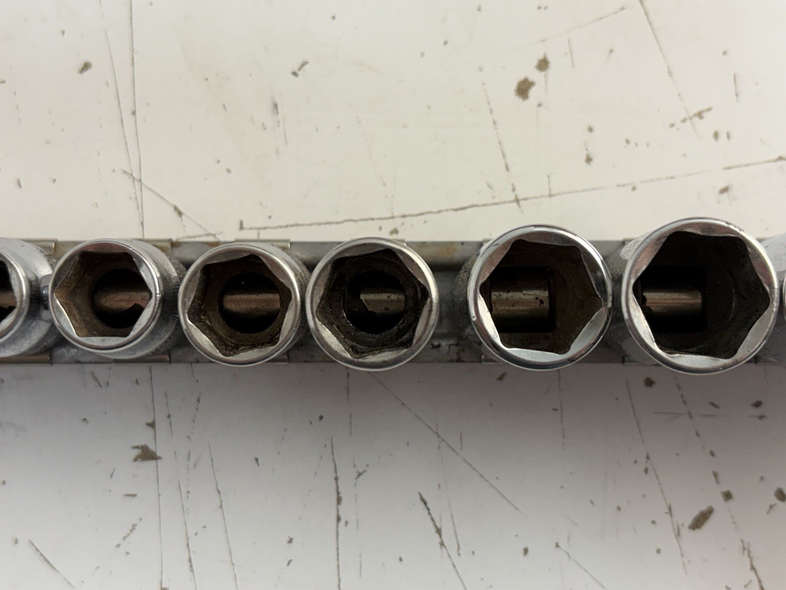 Snap on 3/8dr 6pt Shallow FSM191 – FSM81 W/rail & Clips 212FSMY