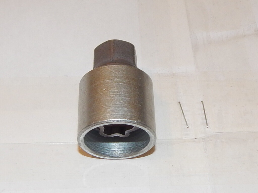 New Genuine Audi Wheel Bolt Master Key Adapter 4F0698139C 801