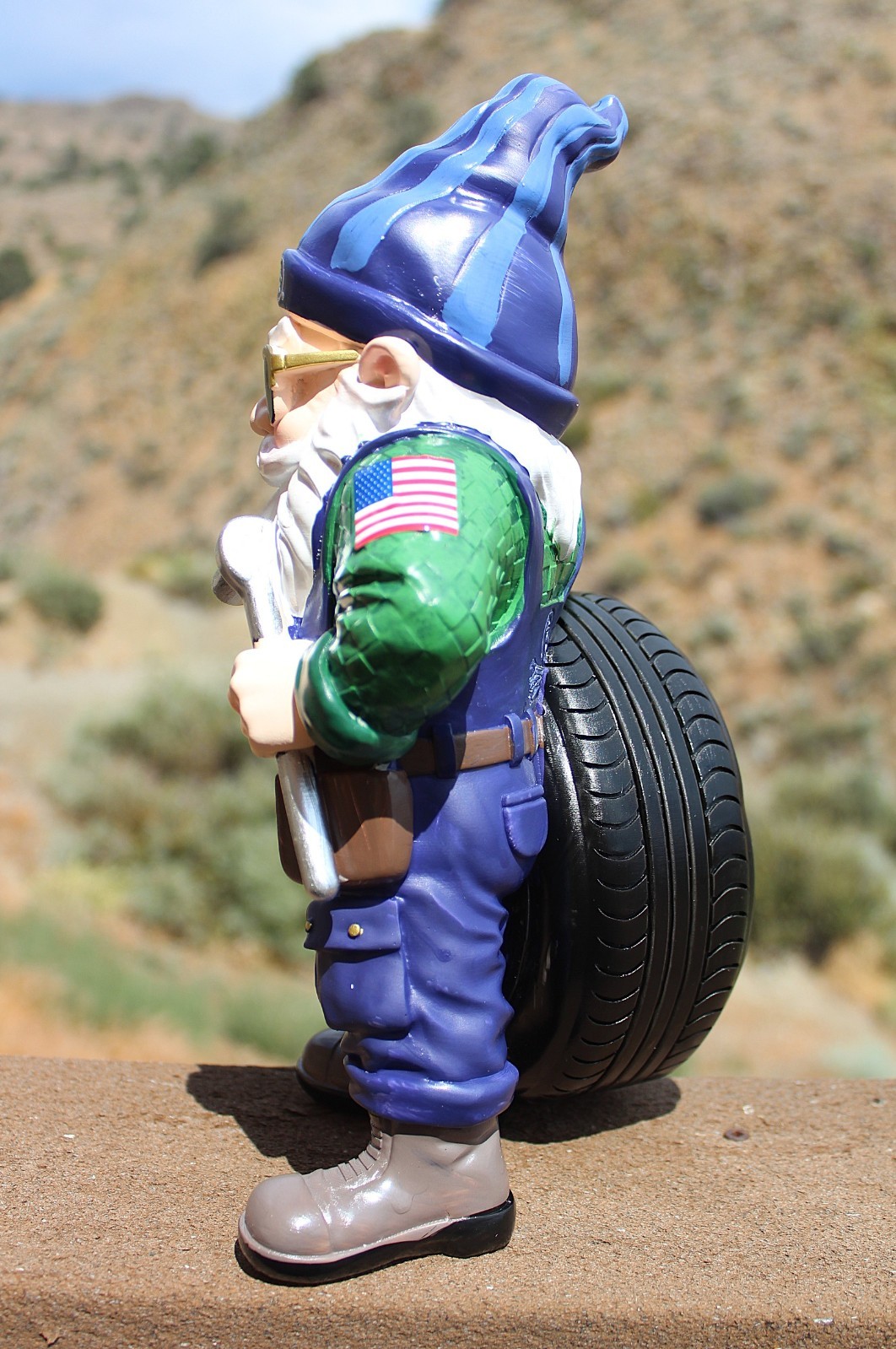 CORNWELL TOOLS – 2026 – GNOME with TIRE – NEW IN BOX – 11 1/2″ tall – CGGNOME2