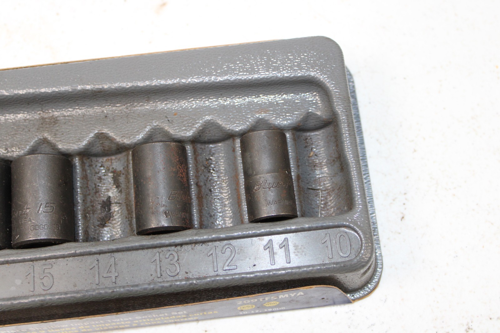 Blue-Point 209TFSMYA 6-Piece 3/8″ Dr Metric/SAE Shallow Twist Impact Socket Set