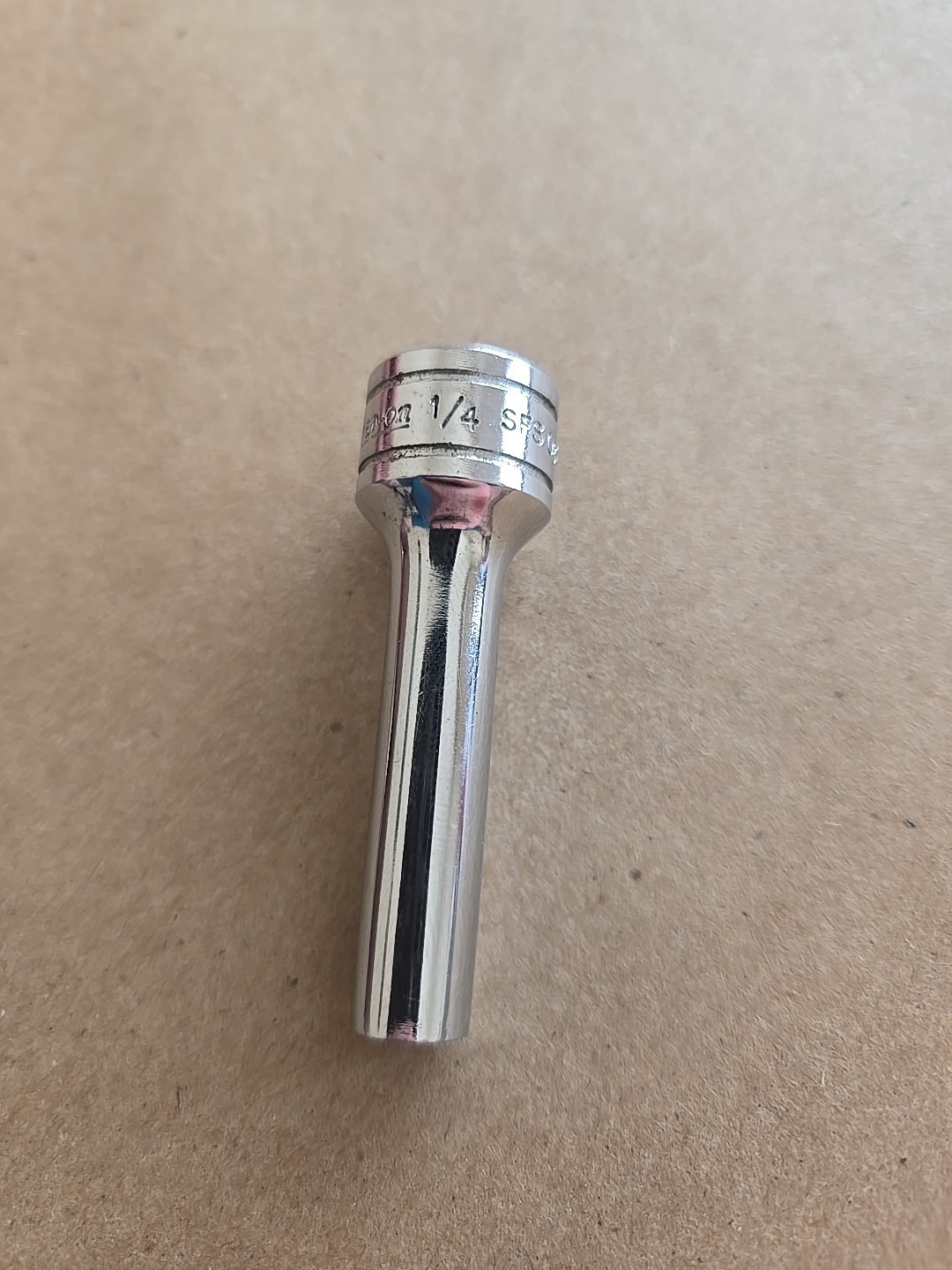 Snap On 3/8″ Drive 1/4″ 6PT SAE Deep Chrome Socket SFS081