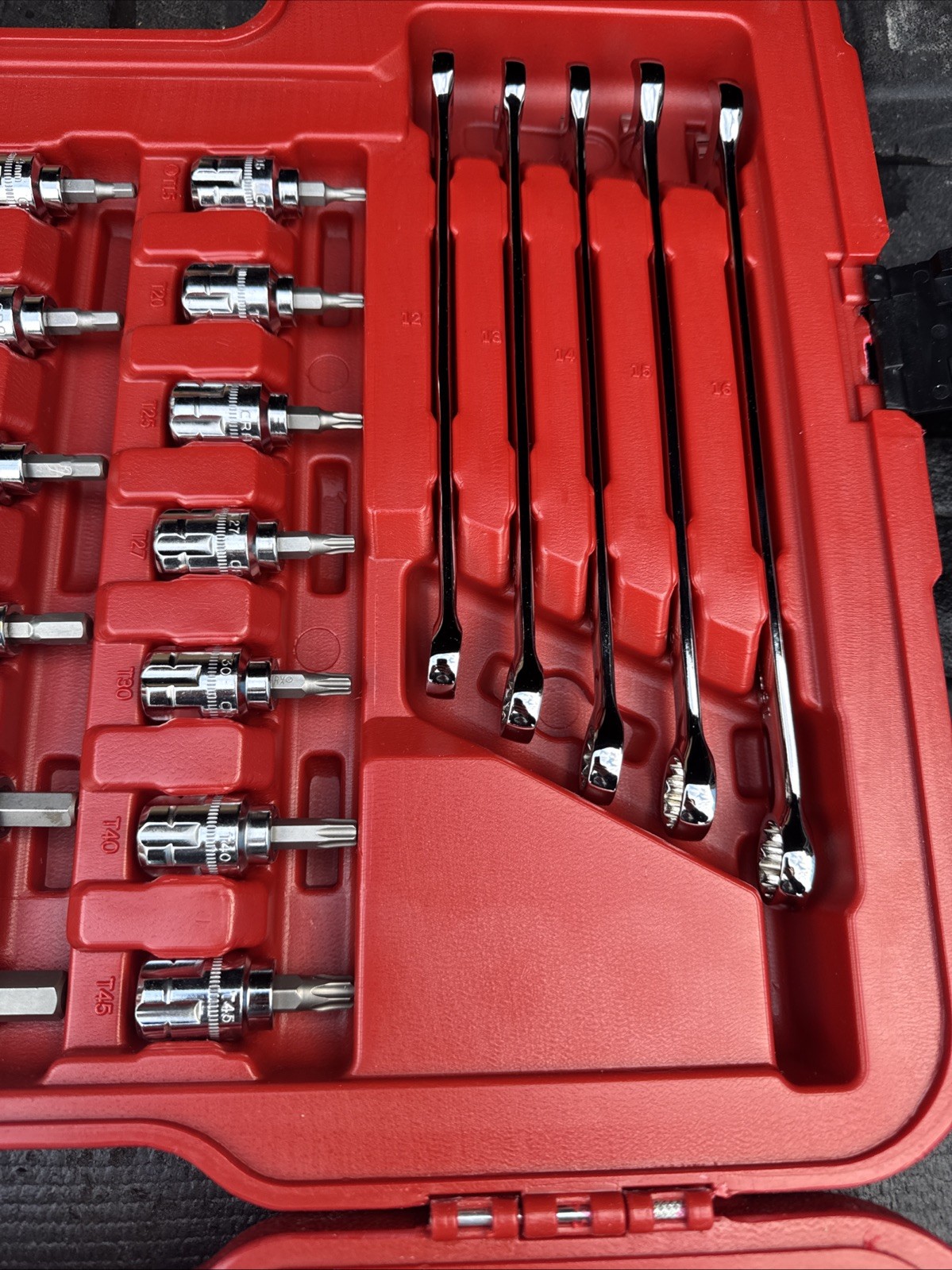 Sexy Sears Craftsman Nos 131pc Super Max Axess Pass Thru Socket Set Rare 40131