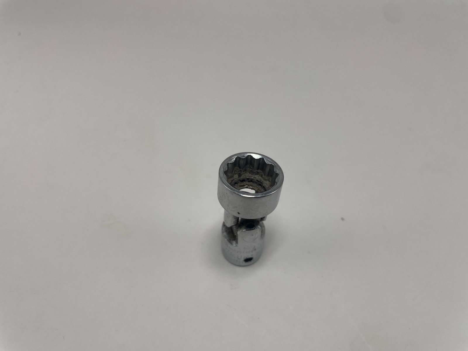 Snap On 1/4″ Drive Universal Swivel Wobble Socket 11MM TMUM11 12Pt