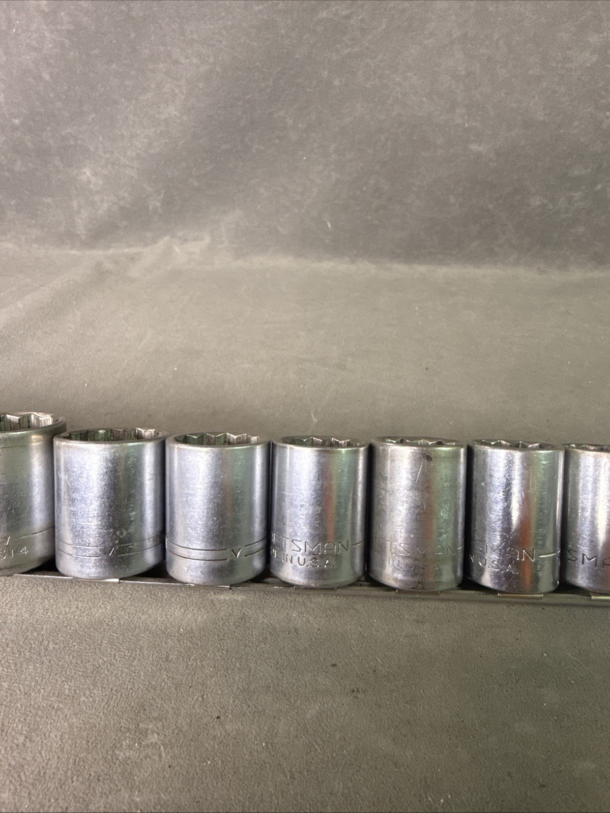 Craftsman USA 14-Piece 14 Piece Drive Socket Set with Socket Holder