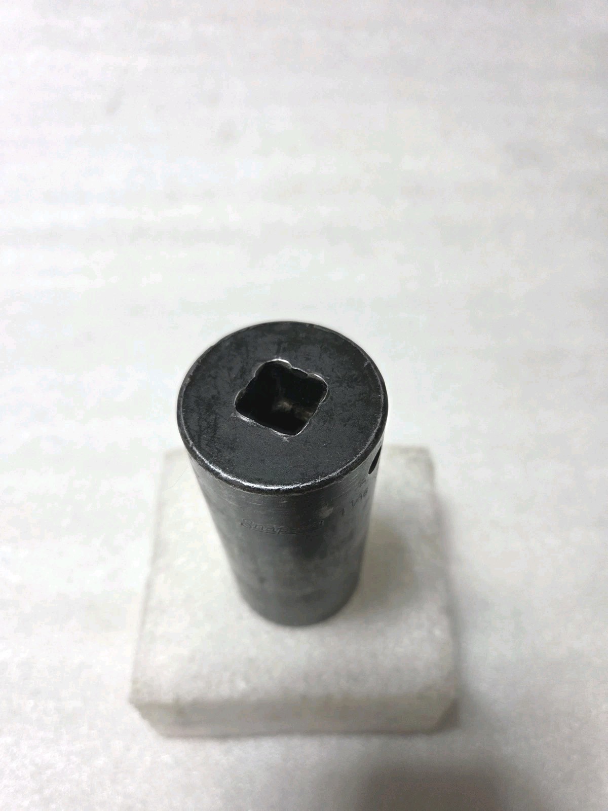 Snap-on SIM340 1-1/16″ SAE Flank Drive Deep Impact Socket 1/2″ Drive 6 Point