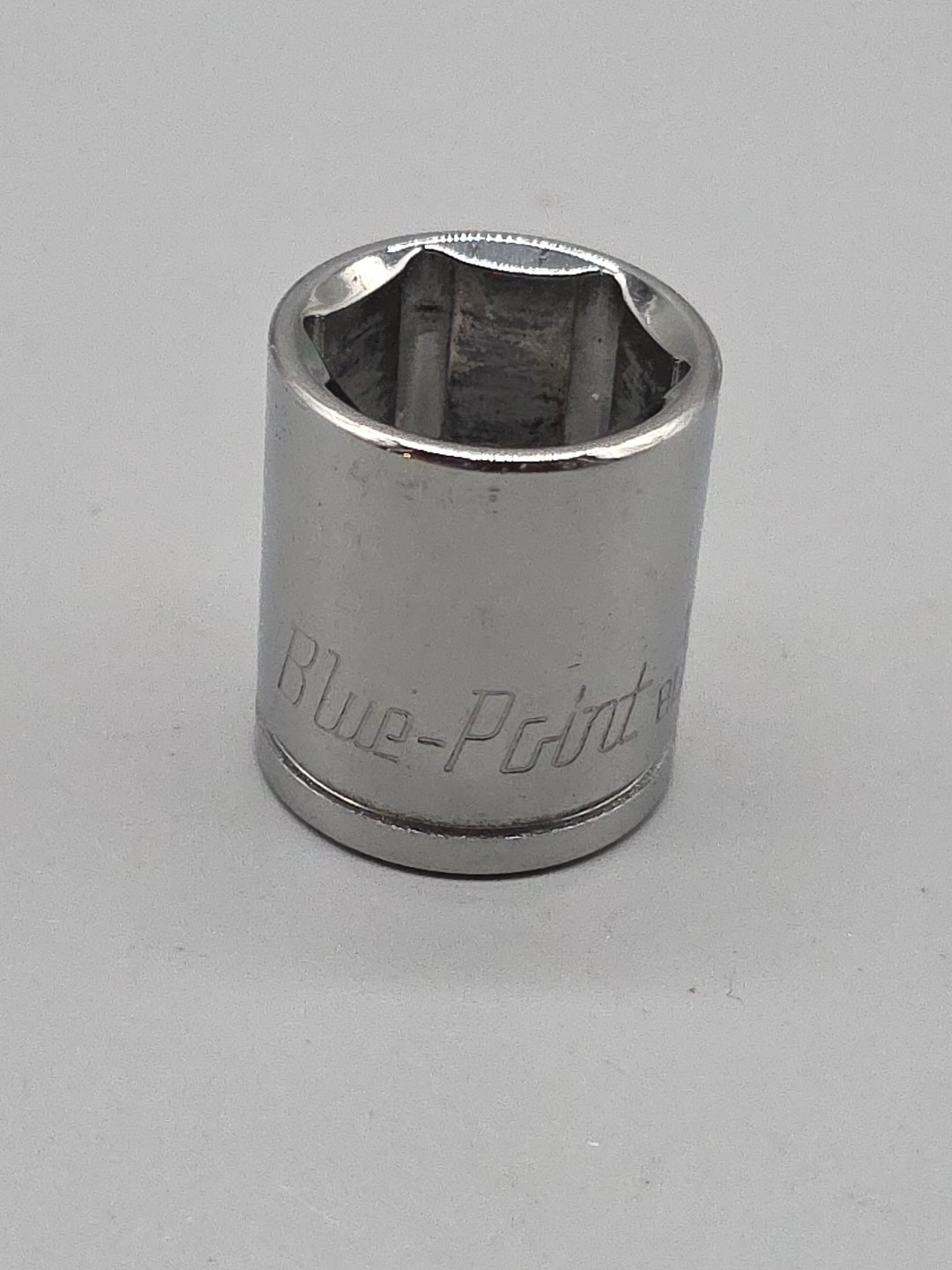 Blue-Point Tools BLPS381116 6 Pt 3/8″ Drive 11/16″ SAE Shallow Socket Chrome USA