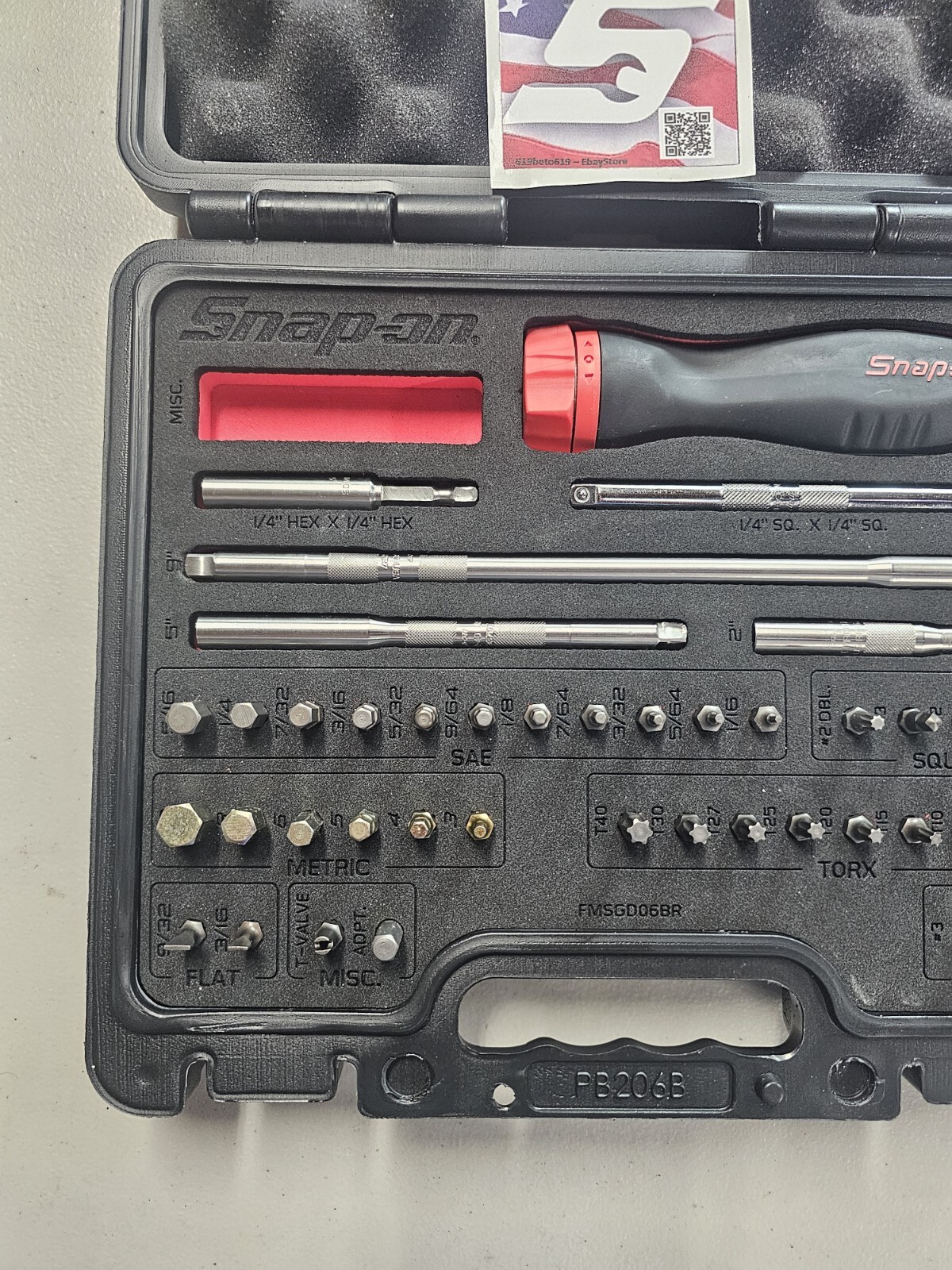 New Snap-on SGDMRC44FR RED Foam 44 Piece Ratcheting Screwdriver Master Set