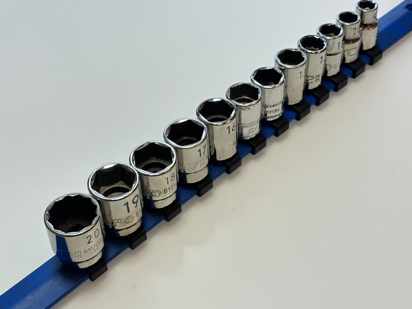 Matco Tools USA 12pc 3/8 Drive Metric 9mm-20mm Chrome Socket Set, (2) Snap-On