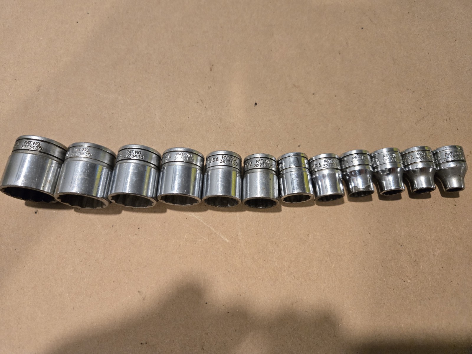 Snap On 3/8″ Drive 1/4″-7/8″ 12PT SAE Shallow Chrome Sockets With Rack USA