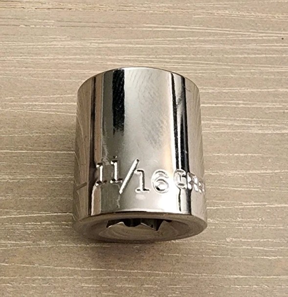 Craftsman 11/16″ Socket 6 Point 3/8″ Drive S-AF 43006