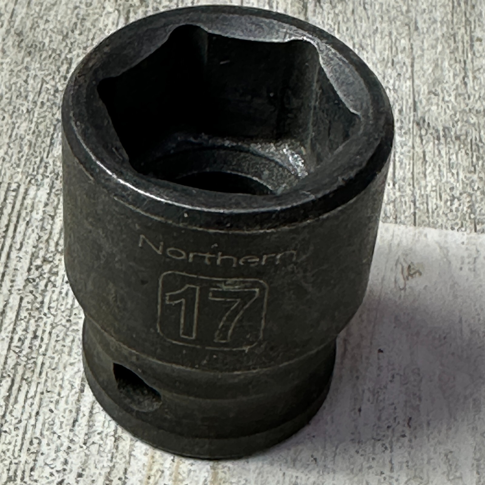 Northern 17mm» 6-Point 3/8″ Drive Shallow Impact Socket