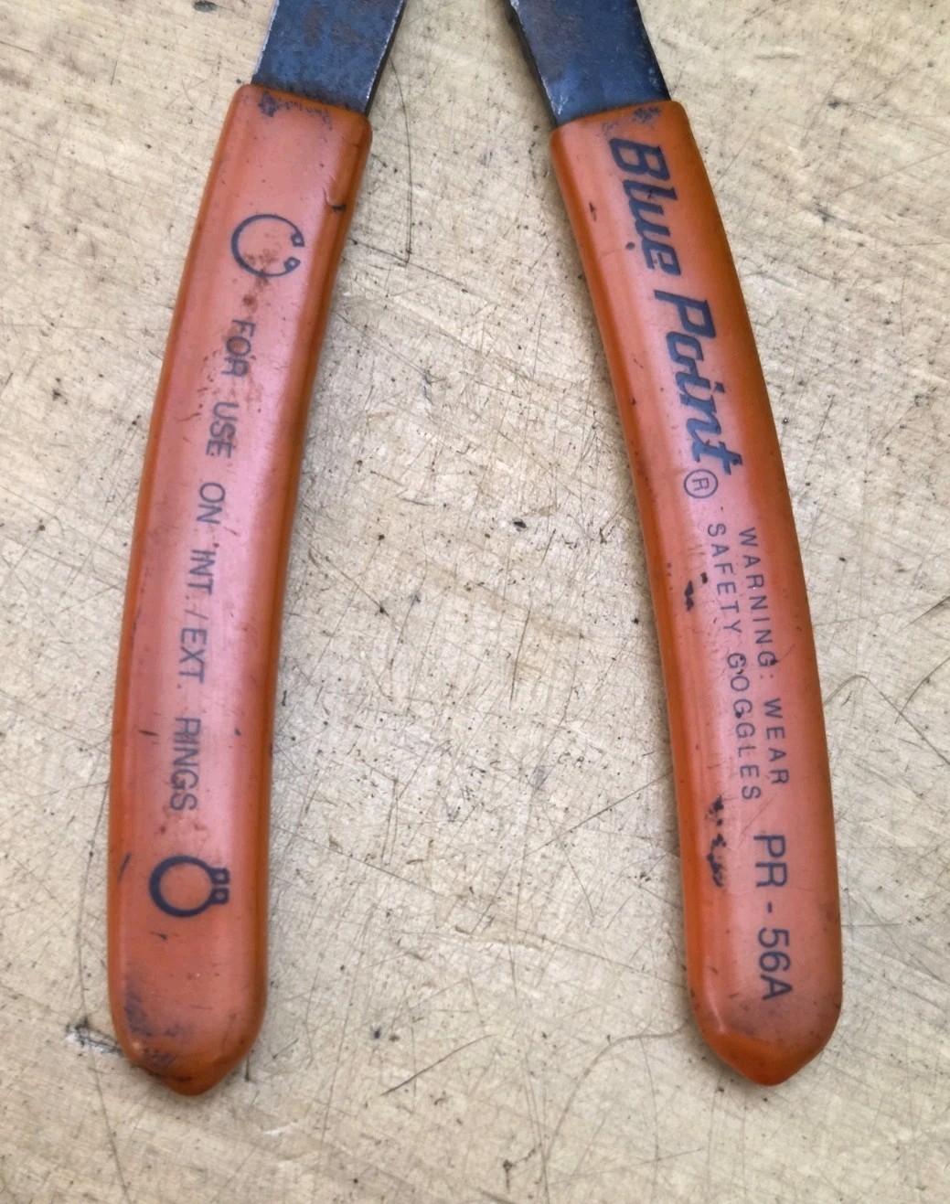 Blue Point PR56A – 9-1/4″ Long Straight Fixed Tip Convertible Snap Ring Pliers