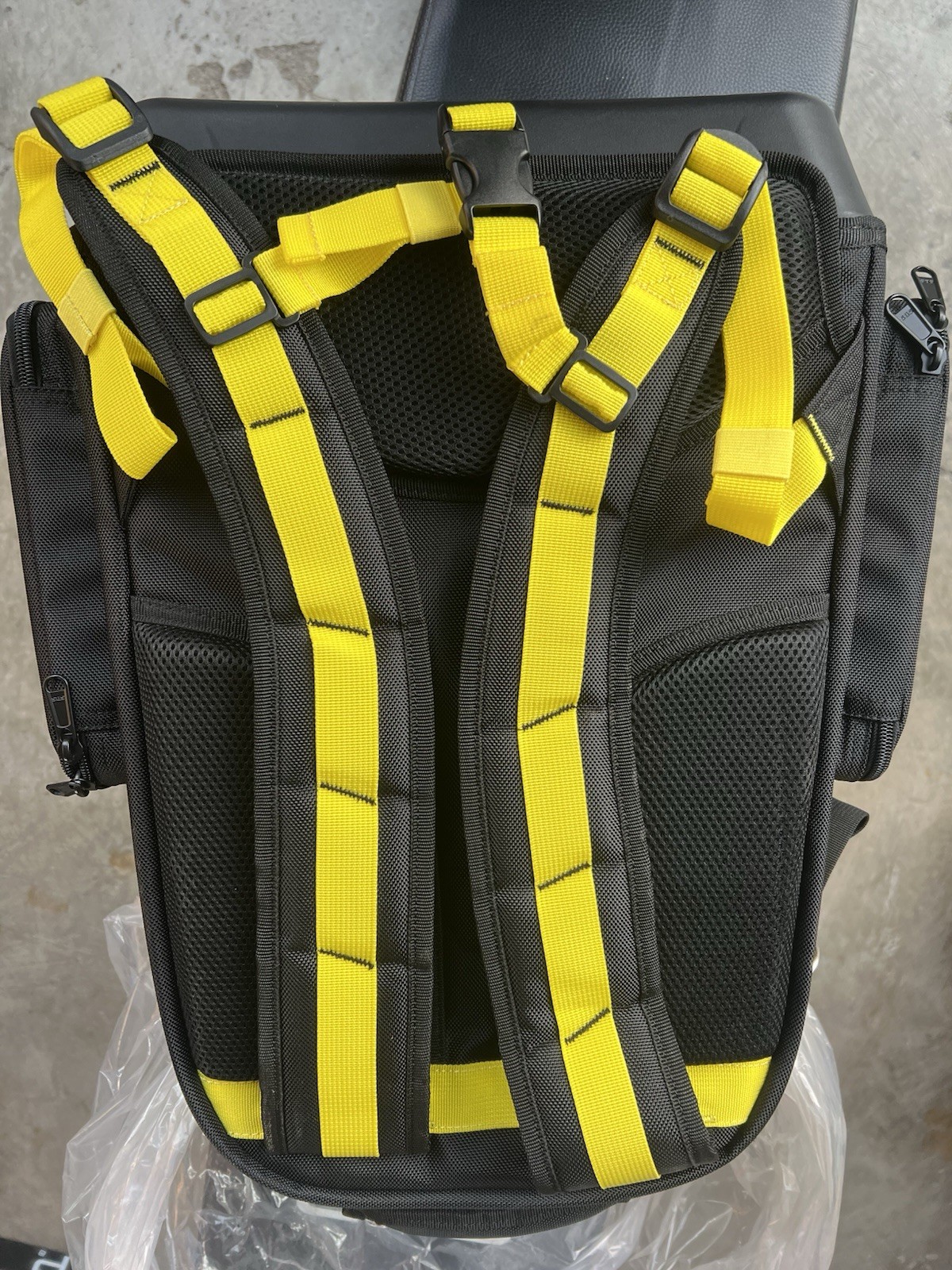 Innova tools tradesman pro backpack many pockets with handles Scantool pocket