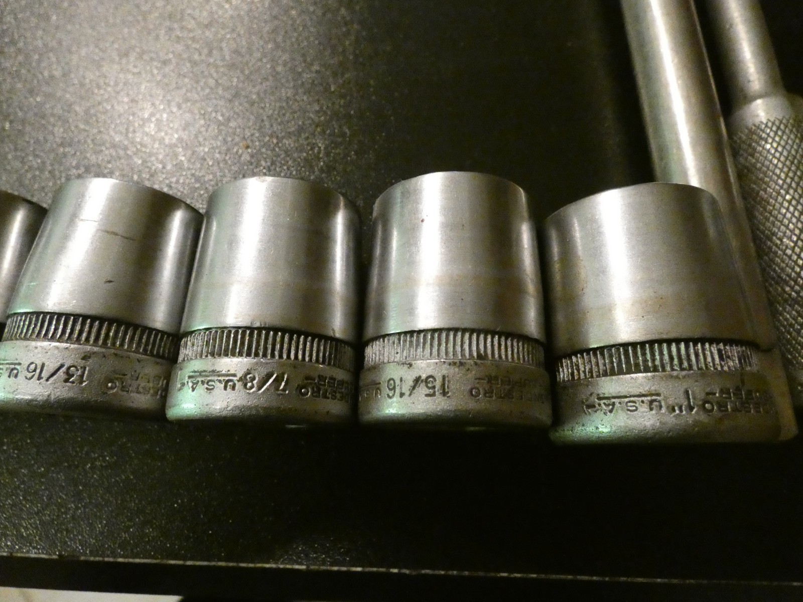 Indestro Super USA 10 pc. 1/2dr. 12pt. Socket Set 7/16-1″ + 1/2 to 3/8 adapter