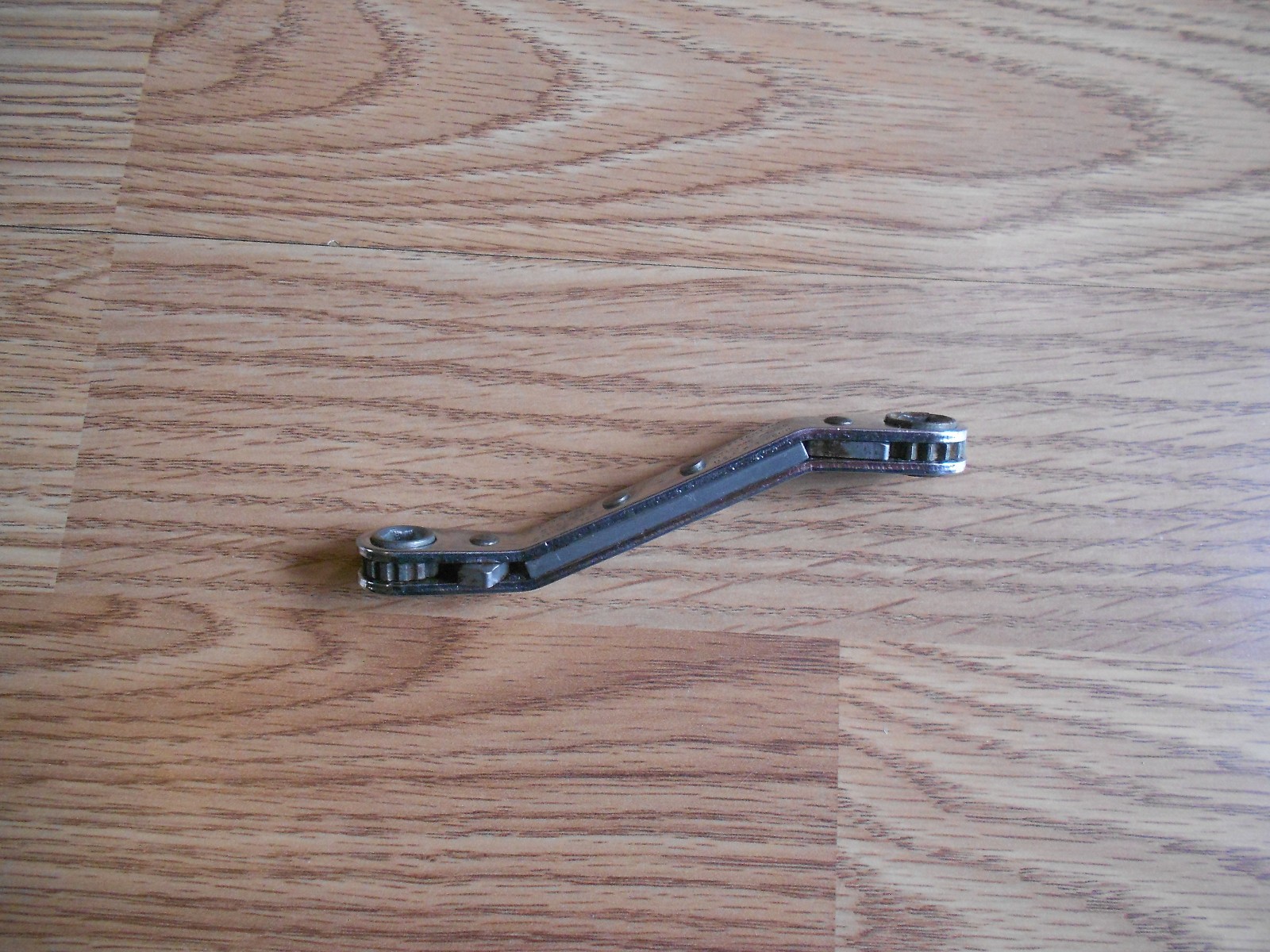 1 MAC TOOLS ROW0810 1/4″ x 5/16 6pt Reversible Ratcheting Offset Box Wrench USA