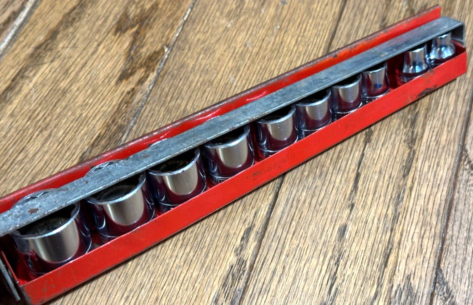 Snap On Tools 5/16″ – 7/8” SAE 3/8″ Drive Shallow Socket Set Lot 12-PT FH Tray
