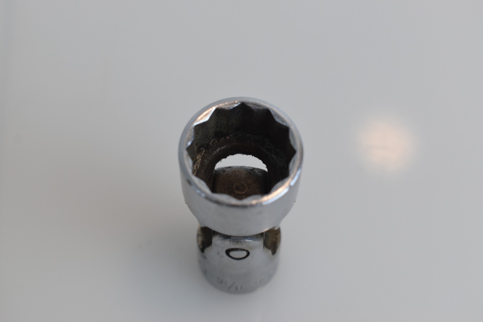 Snap On Tools FVU22 11/16″ SAE Universal Shallow Socket 3/8″ Drive 12 Point USA