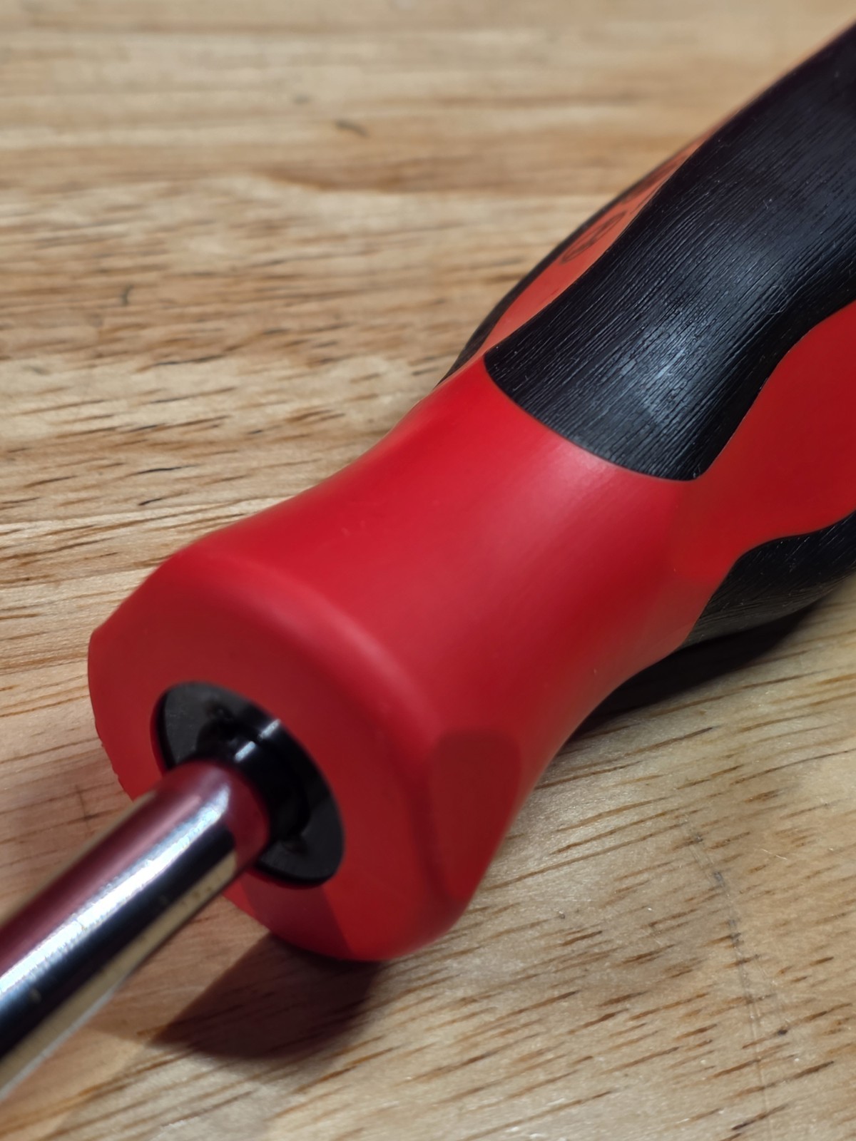 Snap-on Tools SGT4B RED 1/4″ Drive Soft Grip Standard Shank Driver USA