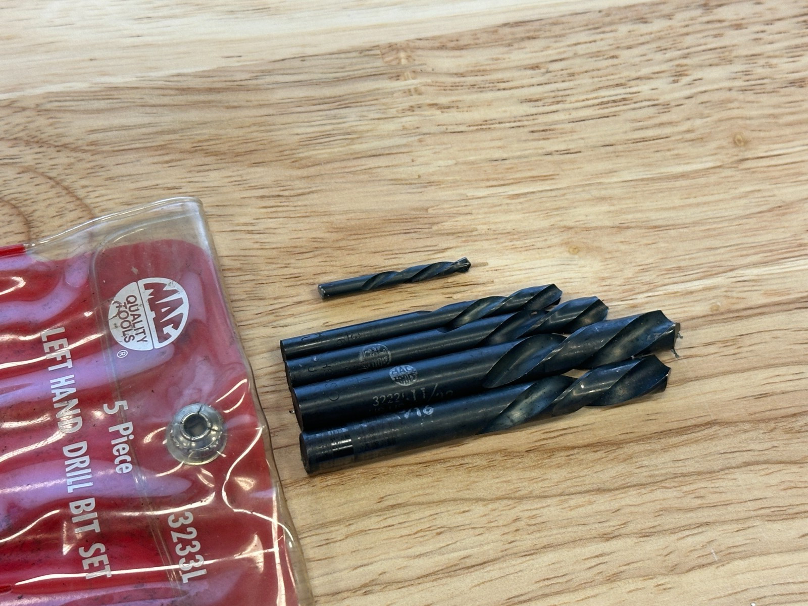 🇺🇸 MAC Tools USA Left Handed Drill Bit Set, Model 3233L, One Broken