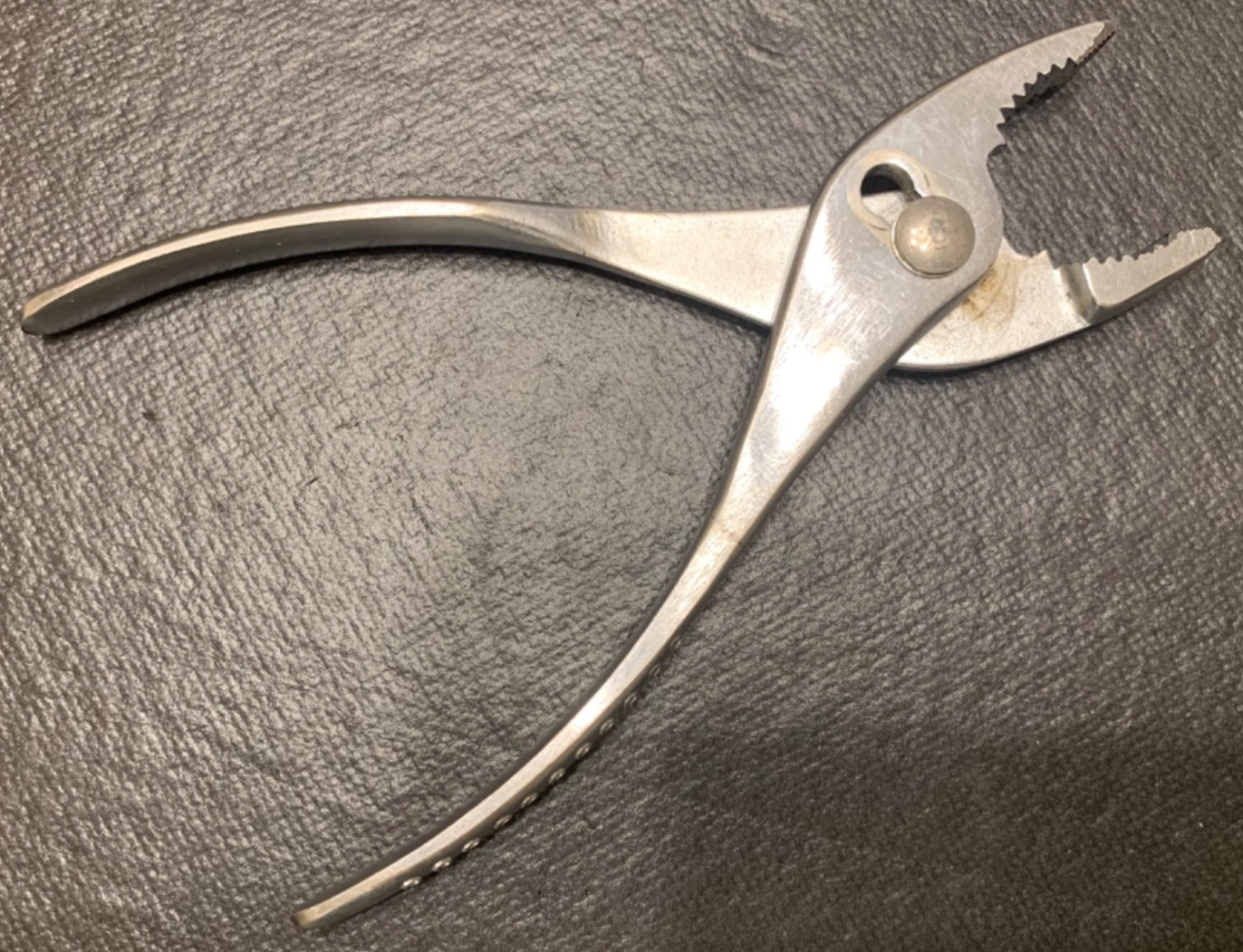 Vintage Snap-On no. 45 5.5 Inch Slip Joint Pliers with Vacuum Grips Made in USA