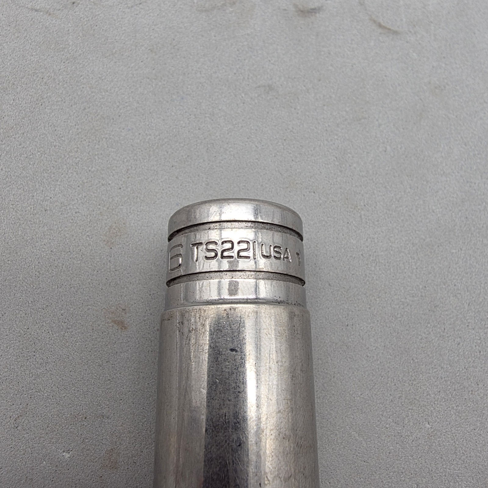 Snap-on Tools 11/16″ TS221 Deep Socket 1/2″ Drive SAE 6 Point Chrome USA