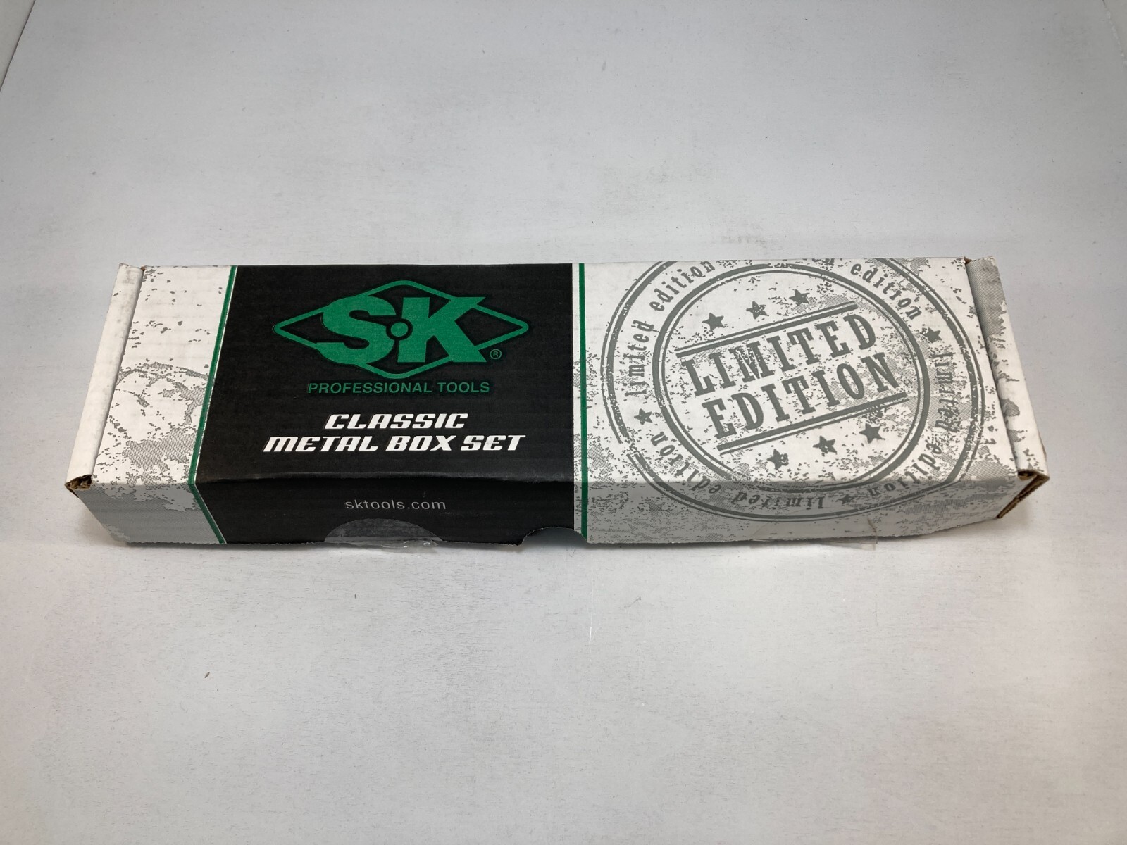 SK Tools 94513 3/8″ 13pc SAE Chrome 6 Point Socket Set Metal Case USA Made