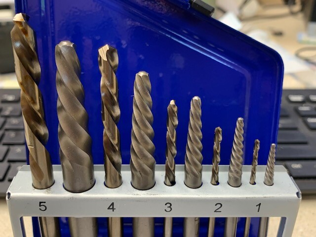 IRWIN HANSON #11119 SCREW EXTRACTOR SET WITH LEFT HAND COBALT DRILLS – NEW