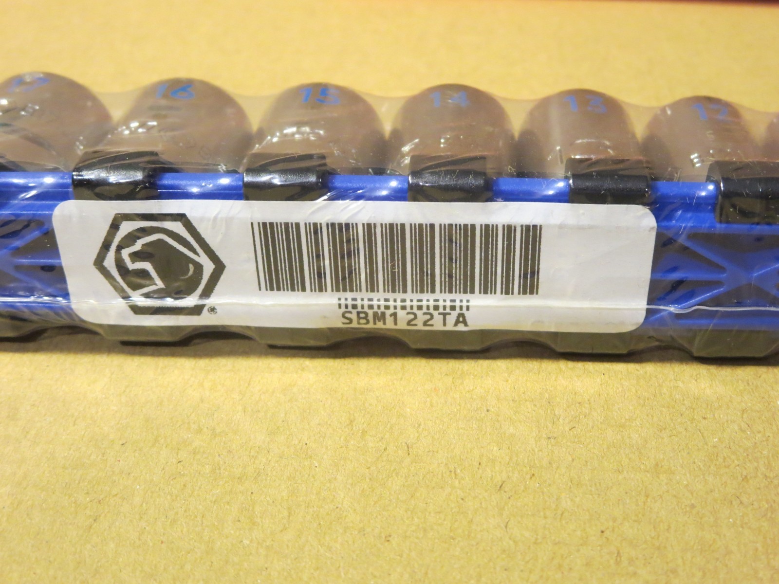 NEW Matco Tools SBM122TA 12pc Metric 8-19mm EASY READ Socket Set, 3/8″ Drive
